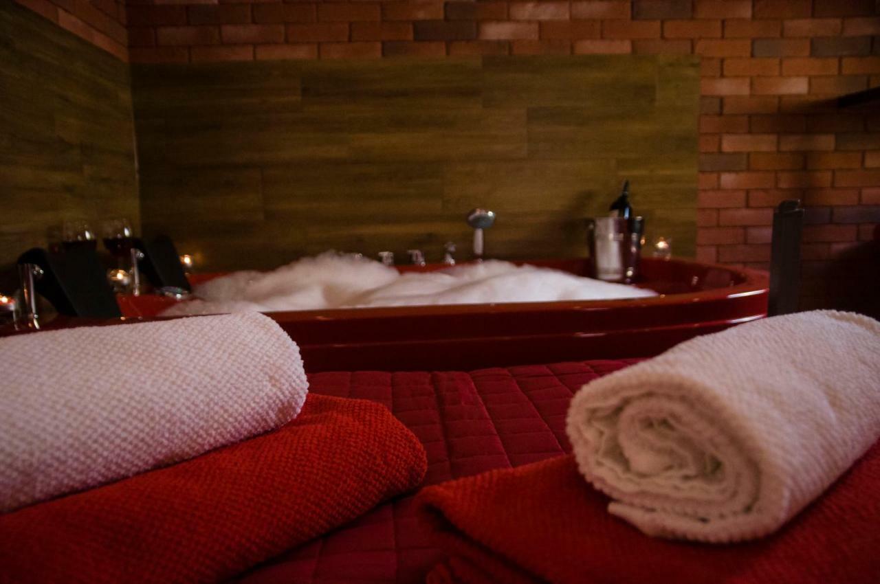 Jacuzzi Apartment Red Krakow Exterior photo